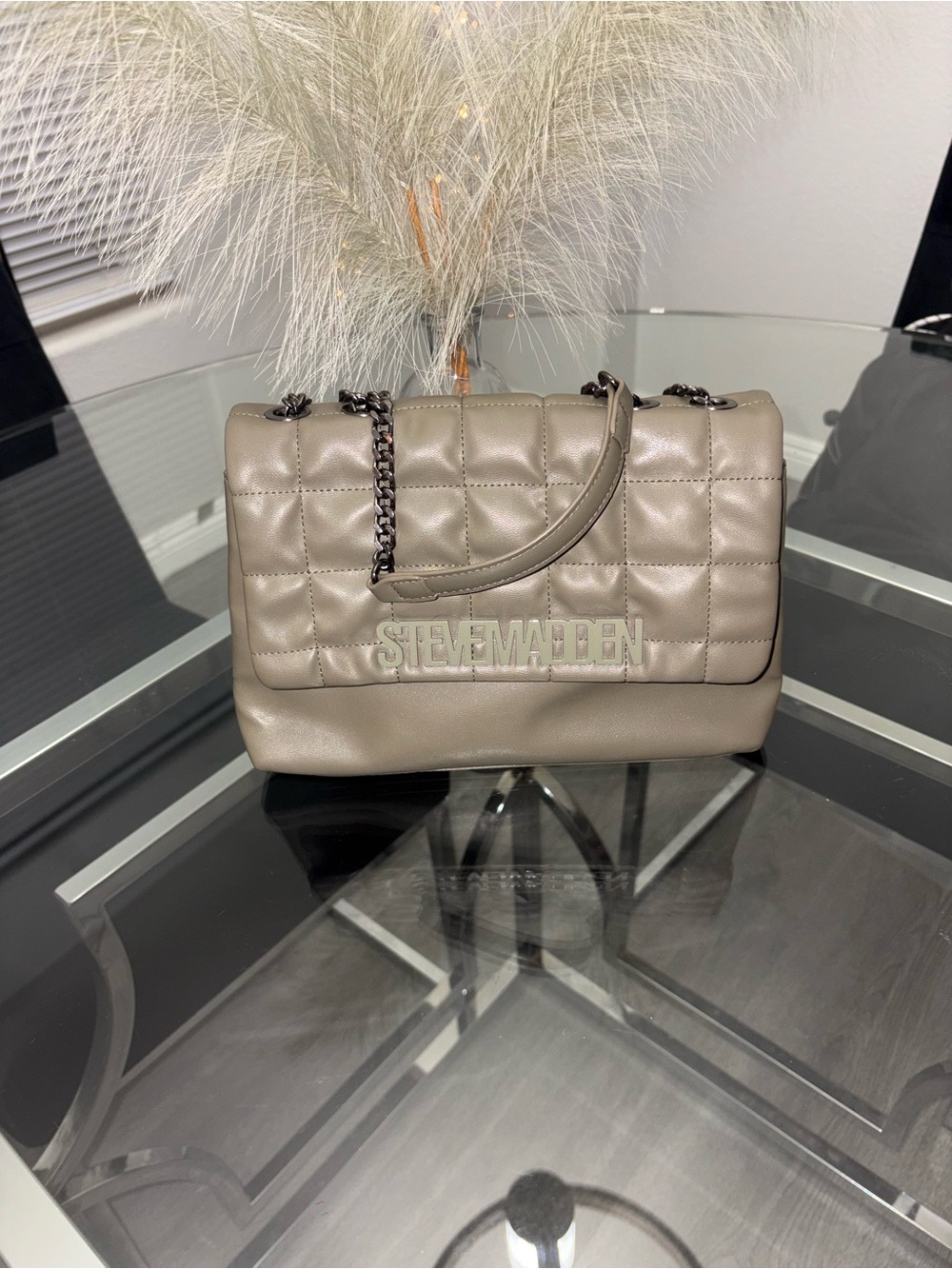 Steve Madden Quilted Shoulder Bag in green